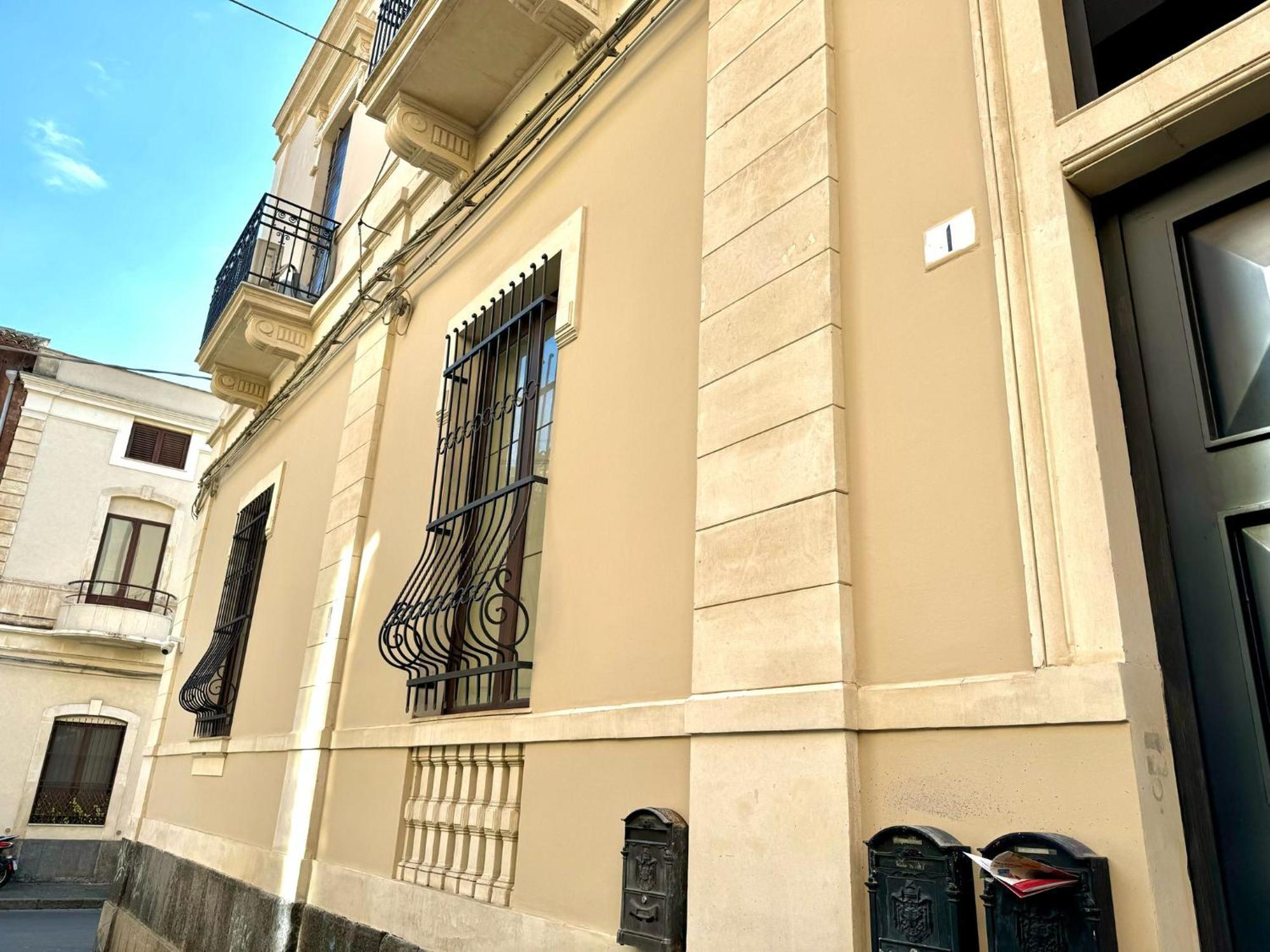 Cortile Nobile Luxury Suites Catane Extérieur photo